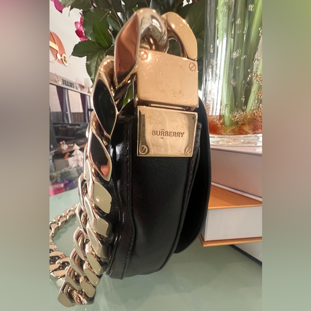 💎AUTHENTIC BURBERRY LEATHER OLYMPIA SHOULDER BAG👜 - Picture 2 of 11